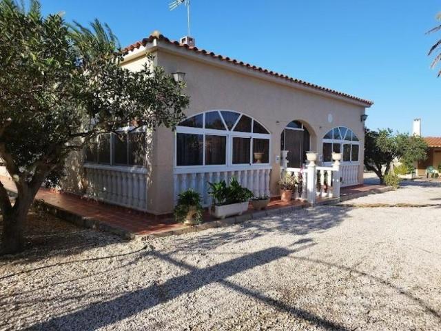 Casa con terreno en venta en Elche, La Hoya Daimes El Derramador