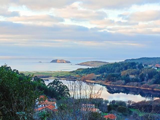 Casa con terreno en venta en Ferrol