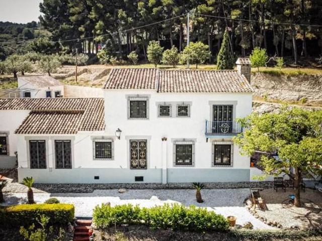 Casa con terreno en venta en Guadalest, Calle Aitana, 03517