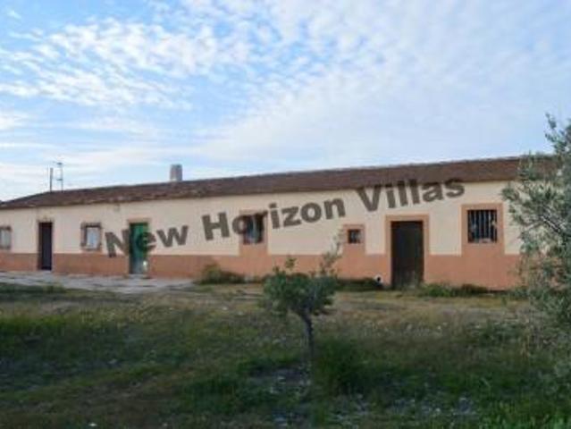 Casa con terreno en venta en Huércal Overa