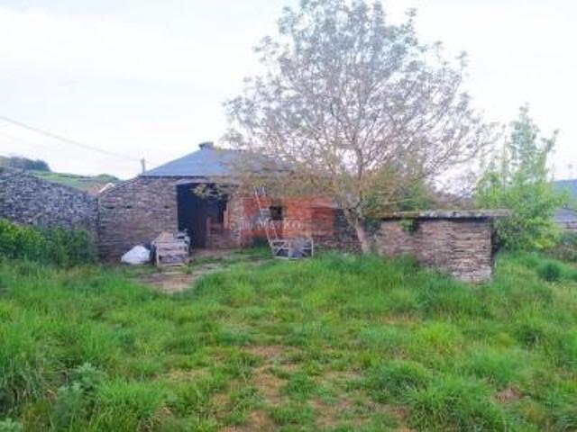 Casa con terreno en venta en Lugo, Cerca de Lugo