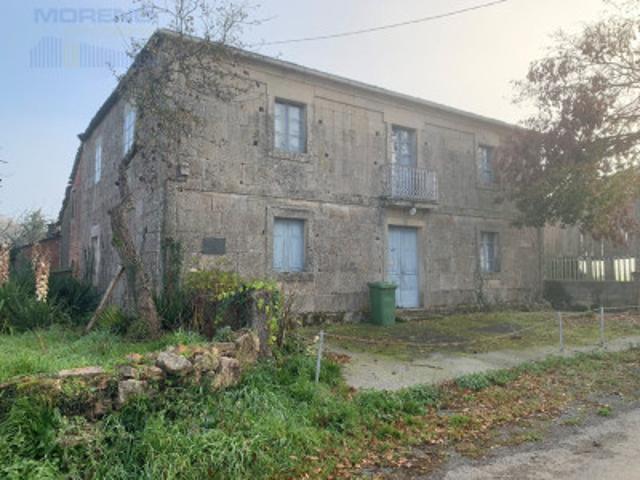 Casa con terreno en venta en Láncara