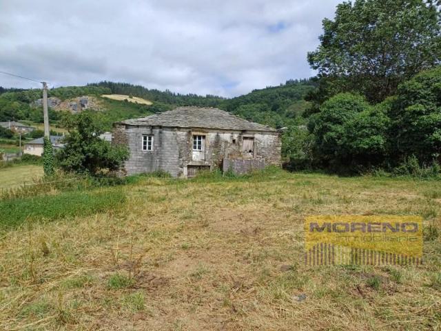 Casa con terreno en venta en Láncara