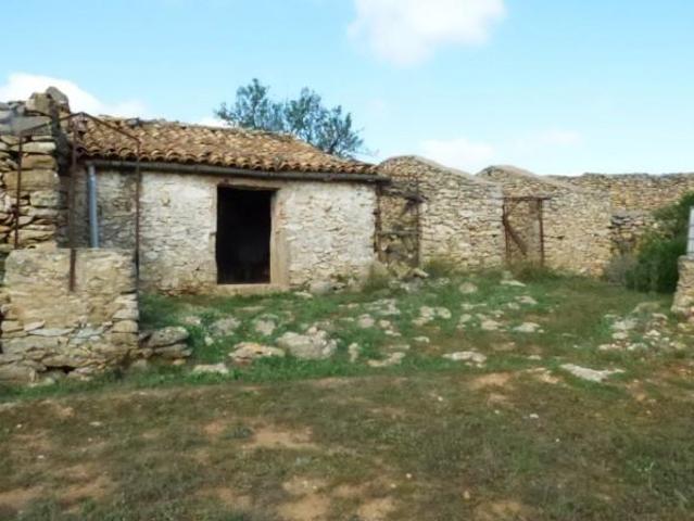 Casa con terreno en venta en Lliber
