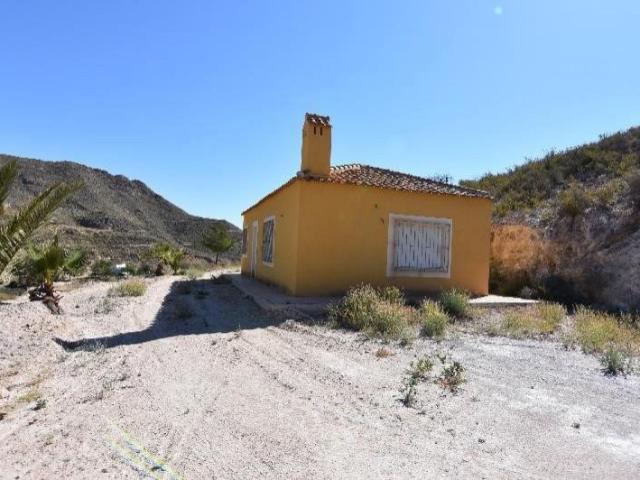 Casa con terreno en venta en Lorca, La Paca
