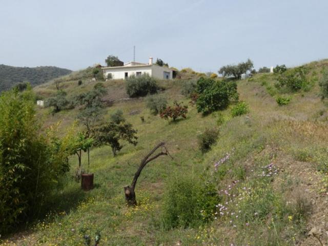 Casa con terreno en venta en Rubite, Rubite