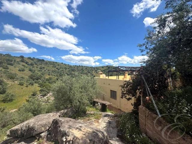 Casa con terreno en venta en Ríogordo, Riogordo