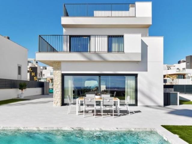Casa con terreno en venta en San Miguel de Salinas