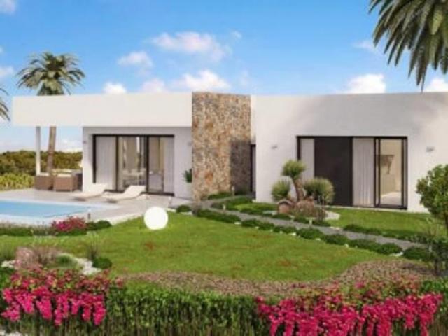 Casa con terreno en venta en San Miguel de Salinas, San Miguel De Salinas