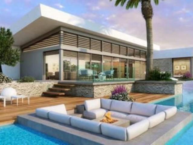 Casa con terreno en venta en San Miguel de Salinas, San Miguel De Salinas