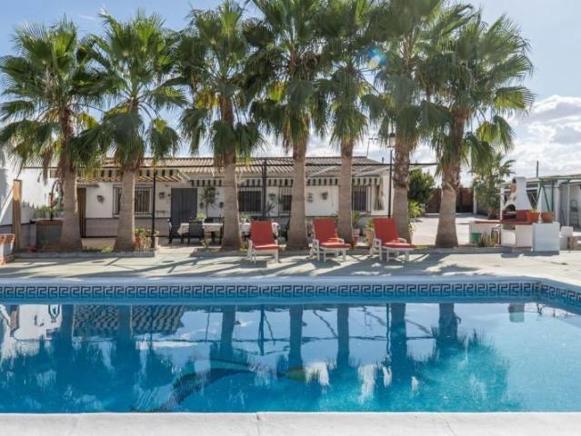 Casa con terreno en venta en Santa Fe, Las viñas
