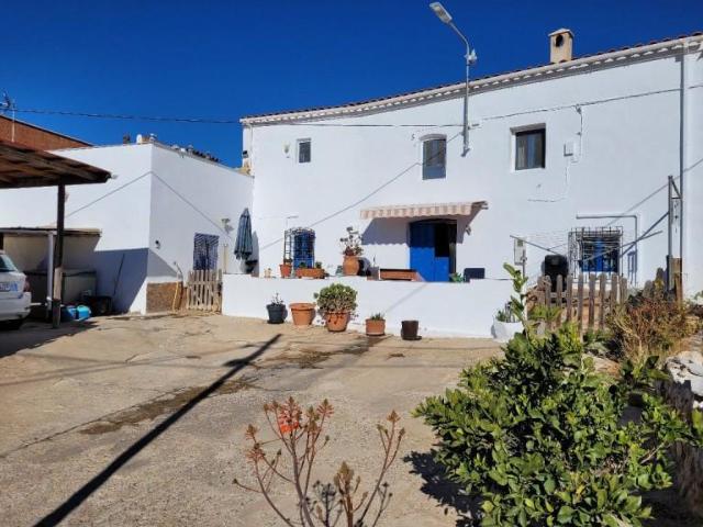 Casa con terreno en venta en Sorbas, Cariatiz
