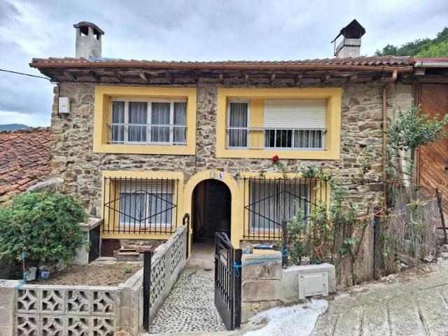 Casa con terreno en venta en Vega de Liébana, Vega de Liébana