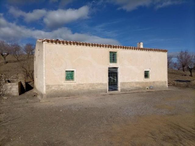 Casa con terreno en venta en Vélez Rubio
