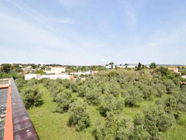 Casa con terreno en venta en Vilanova i la Geltrú, La Collada