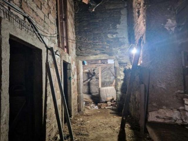 CASA CON TERRENO EN ZONA DE CALO, TEO