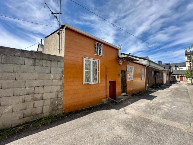 CASA CON TERRENO FLORES DEL SIL