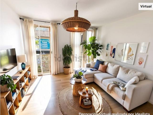 Casa con terreno y local comercial en alquiler con rentabilidad !