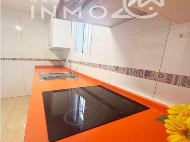 Casa con terreno y piscina en Alborache