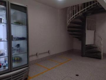 Casa con Uso de Suelo en Lomas de Chapultepec