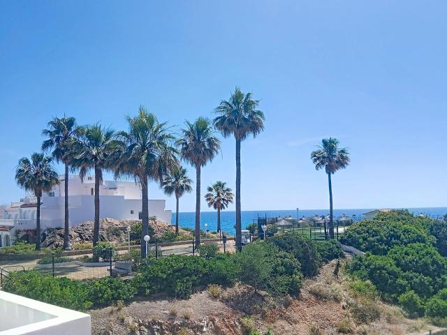 Casa con vistas al mar y con acceso directo a la playa – Playa Paraíso, La Duquesa