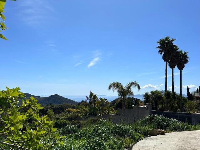 Casa con vistas al Mar y a África, situada en El Cuartón, Ta. 211m² Tarifa