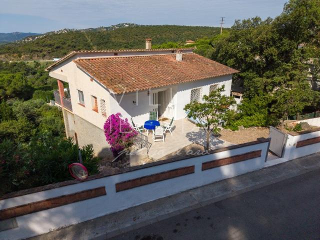 Casa Con Vistas Al Mar Y Gran Potencial En La Exclusiva Zona. 80m² Castell Platja d'Aro