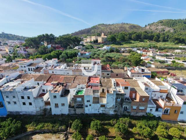 CASA CON VISTAS EN OLIVA