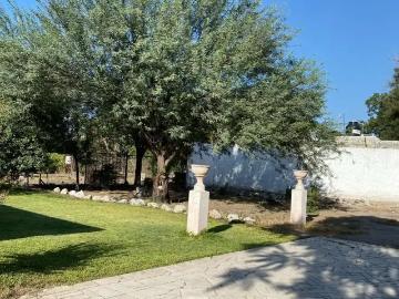 CASA CON AMPLIO TERRENO EN VENTA EN LERDO – IDEAL PARA DESARROLLO