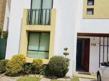 CASA CON AMPLIACION EN VENTA BOSQUES DE ICA ZINACANTEPEC