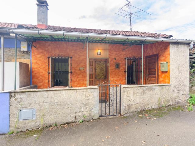 CASA CON ANTOJANA A 15MIN DE MIERES