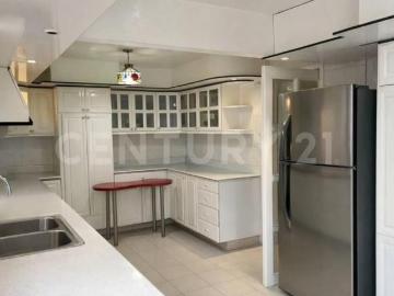 Casa con Departamento en Venta en Ferrocarrilera Insurgentes