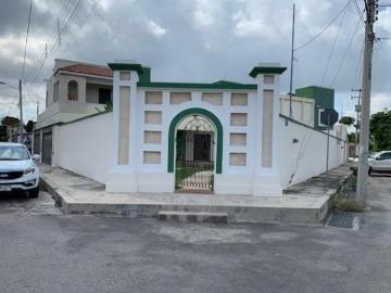 Casa con departamentos enVenta colonia Garcia Gineres merida