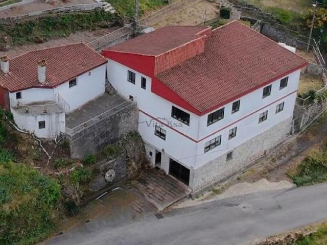VIVIENDA CON DOS PLANTAS CON VIVIENDAS INDEPENDIENTES. OPORTUNIDAD PARA NEGOCIO TURISMO RURAL O COWORKING