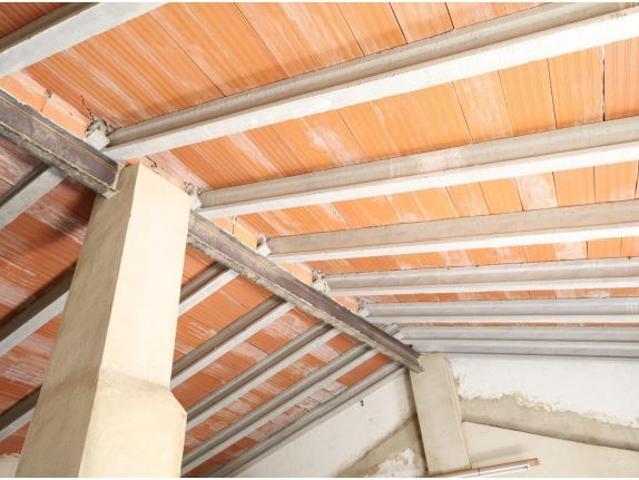 CASA CON ENCANTO EN CASAS DEL RIO REQUENA
