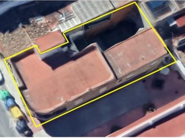 CASA CON GRAN POTENCIAL EN ZONA CENTRO