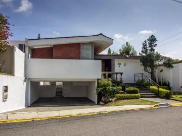 Casa con Jardín Grande en Venta Cipreses de Zavaleta, Puebla