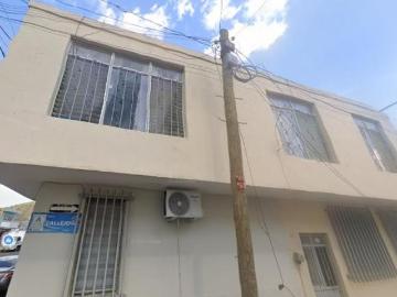 CASA CON LOCAL EN VENTA EN LA COLONIA CENTRO, IXTLAN DEL RIO, NAYARIT SF