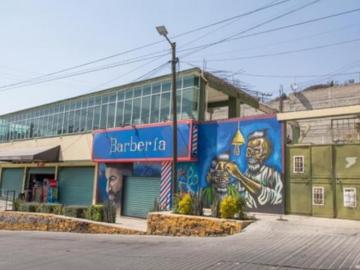 Casa con locales comerciales en La Presa, Lázaro Cárdenas, Tlalnepantla