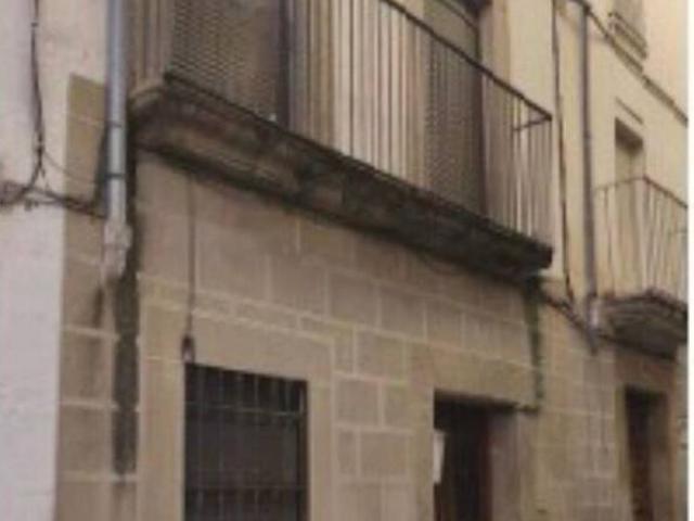 Casa con muchas posibilidades en el corazón de Trujillo Cáceres