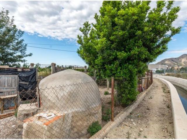 Casa con parcela cerca de Callosa del Segura