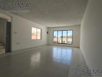 Casa con Patio en Venta en Col. Unidad Modelo, Tampico Tamaulipas.