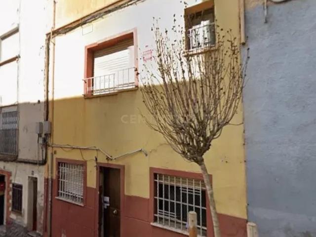 Casa con patio en Badalona con alto potencial de revalorización en zona consolidada