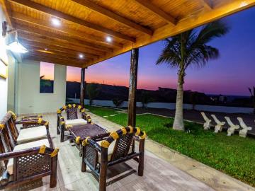 Casa con Piscina Disfruta tus vacaciones en Los Órganos Punta Veleros by DMayo