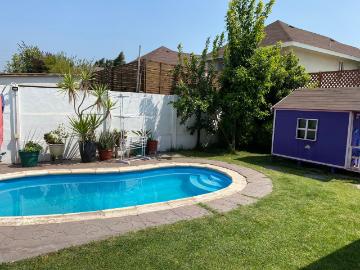 Casa con piscina en Estancia Liray, modelo Tricahue, precio rebajado