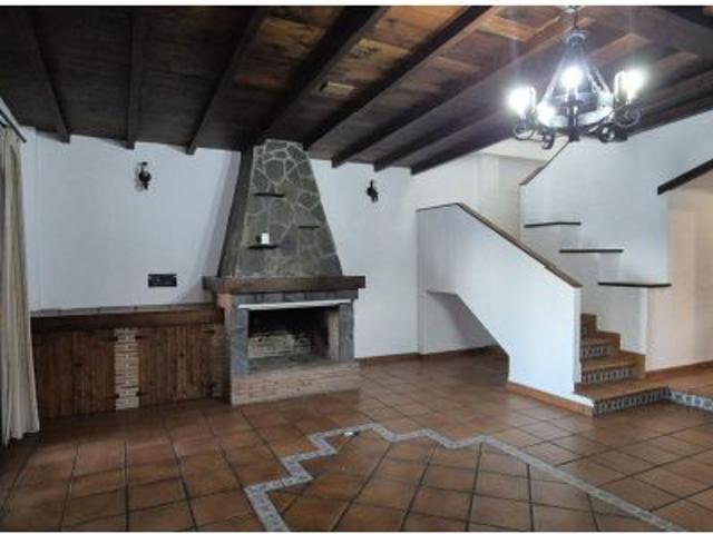 CASA CON PISCINA Y APARTAMENTO EN FARO DE PUNTACARNERO