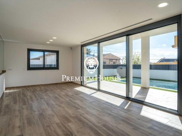 Casa con piscina y jardín en Eden Park