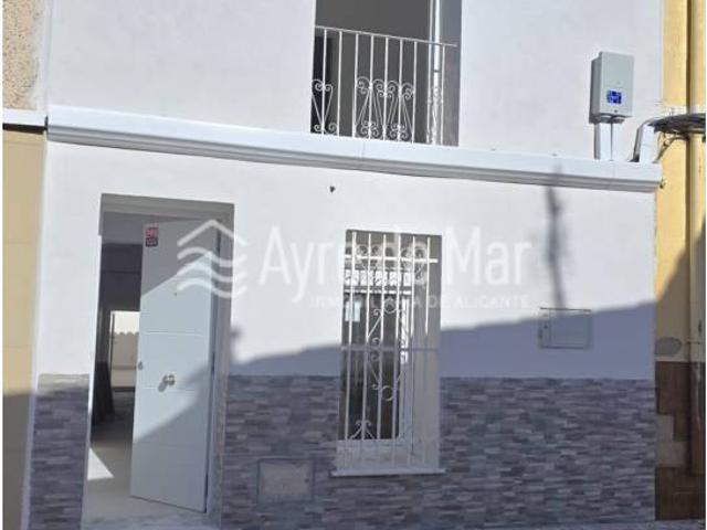 CASA CON REFORMA A ESTRENAR