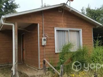 Casa con sitio de 1500 mtrs cuadrados | 4 Dormitorios por 80000. 00 en Lebu
