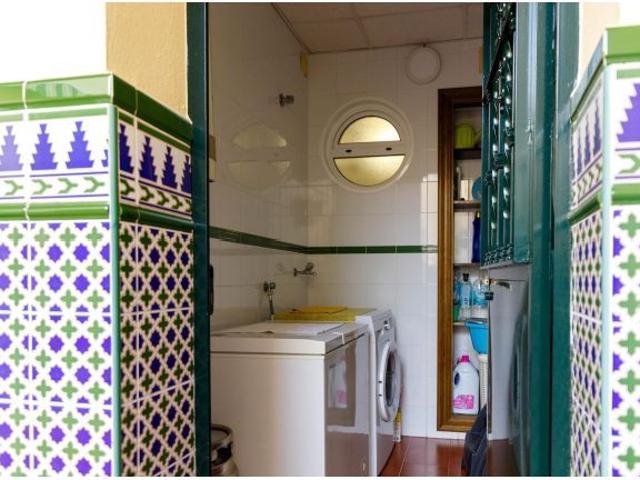 CASA CON SOTANO EN ALCALA DE GUADAÍRA